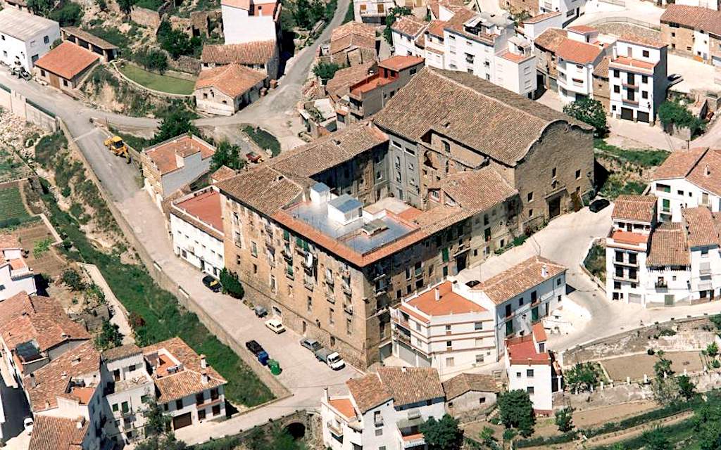 El convent dels Servites, a Montant 