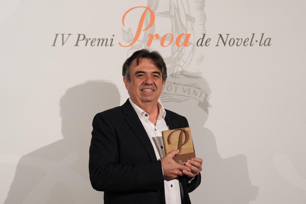 L'escriptor Martí Domínguez, guanyador del IV Premi Proa de Novel·la | Miquel Coll | Edicions Pra