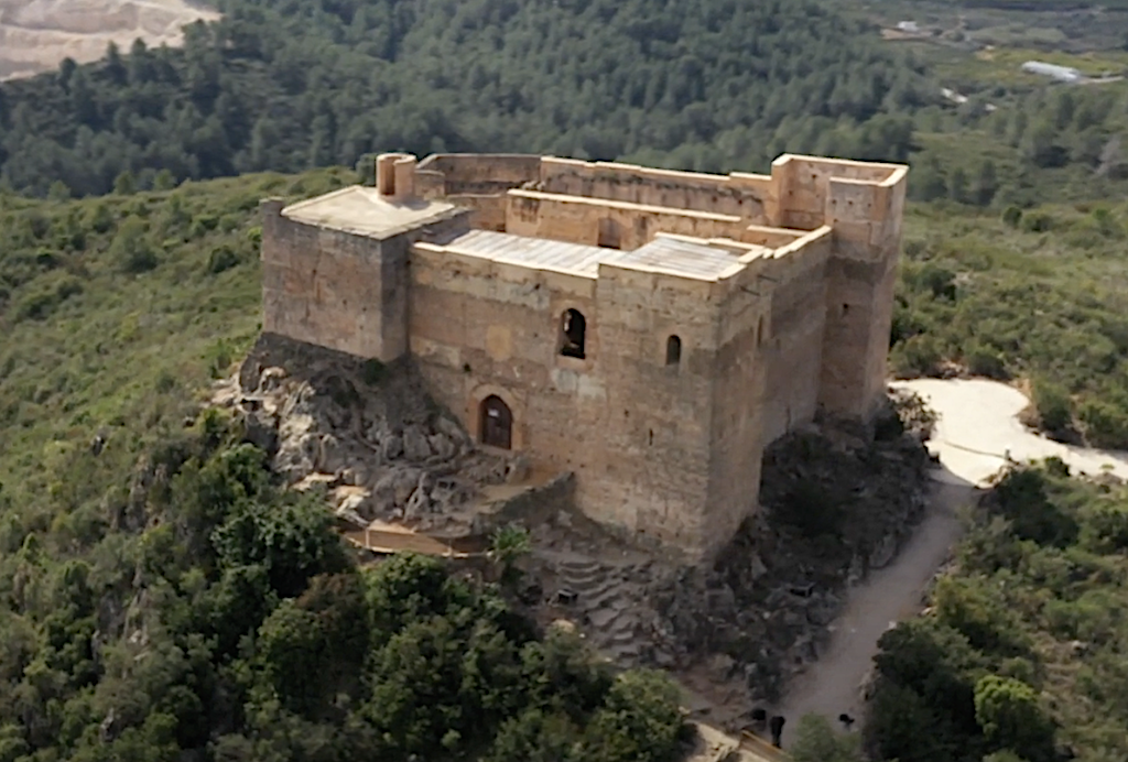 El castell de Forna, a l’Atzúbia 
