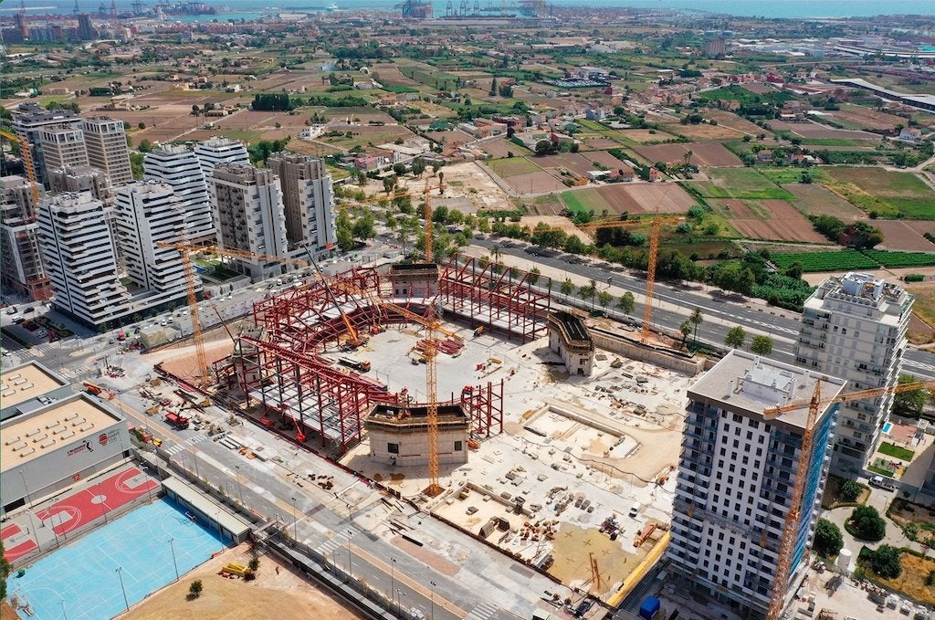 Imatge de les obres del Casal Espanya Arena de València, que s'anomenarà Roig Arena