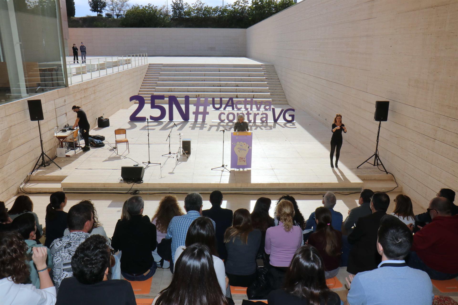 La Universitat d’Alacant alerta del retrocés a “escala mundial” en els drets de les dones