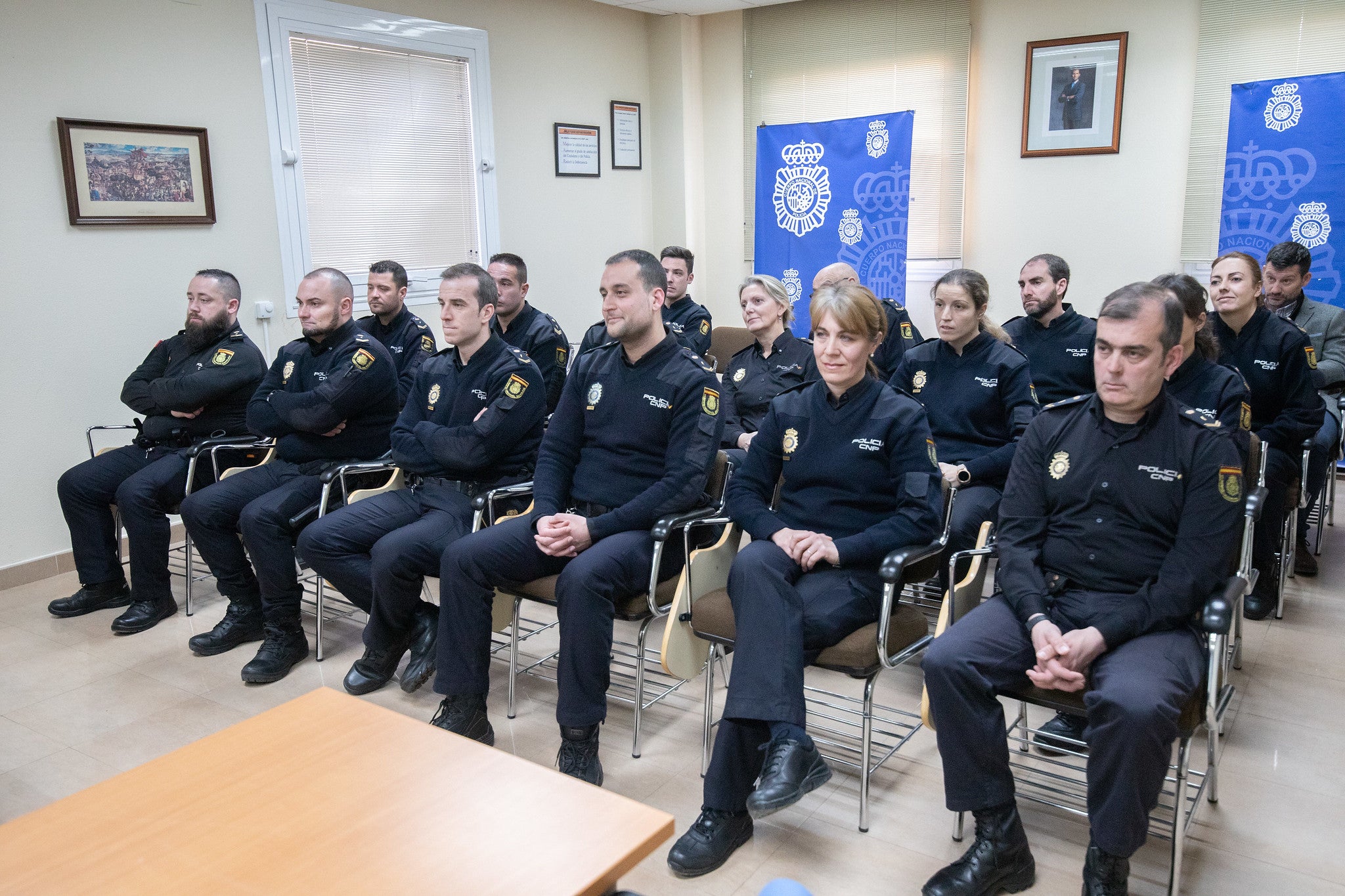 Condemnat un Policia Nacional per facilitar dades d’actuacions policials d’un amic a València