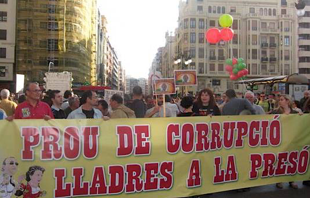 Manifestació  contra la corrupció a València el 2013 | Arxiu DLV