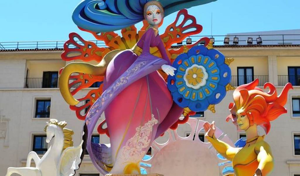 Acció Cultural d’Alacant celebra la Festa d’Hivern amb una taula redona sobre els inicis de les Fogueres de Sant Joan