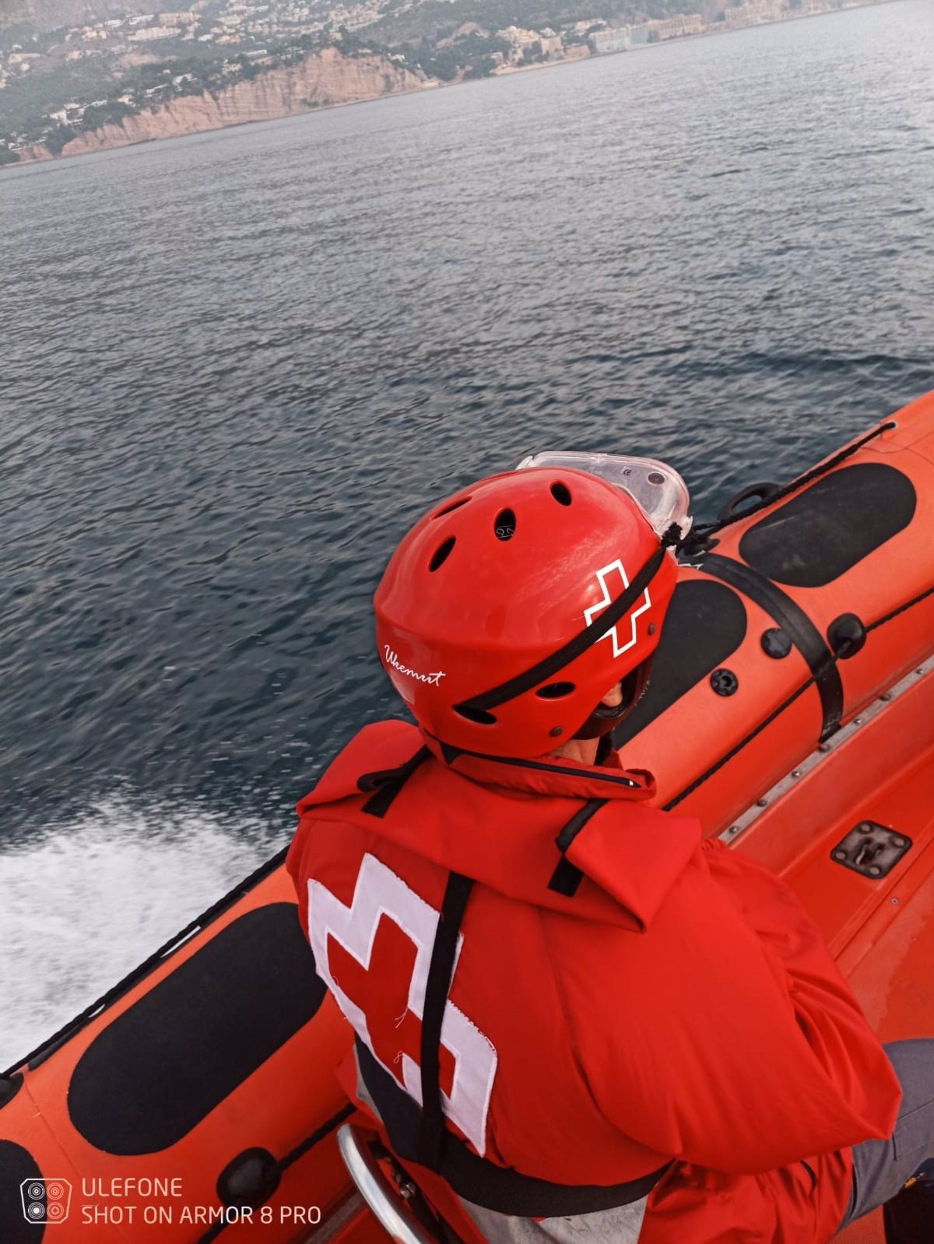 Arriba una pastera amb huit homes a Xàbia