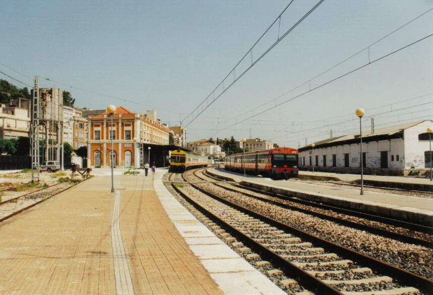 Estació de tren de Tortosa