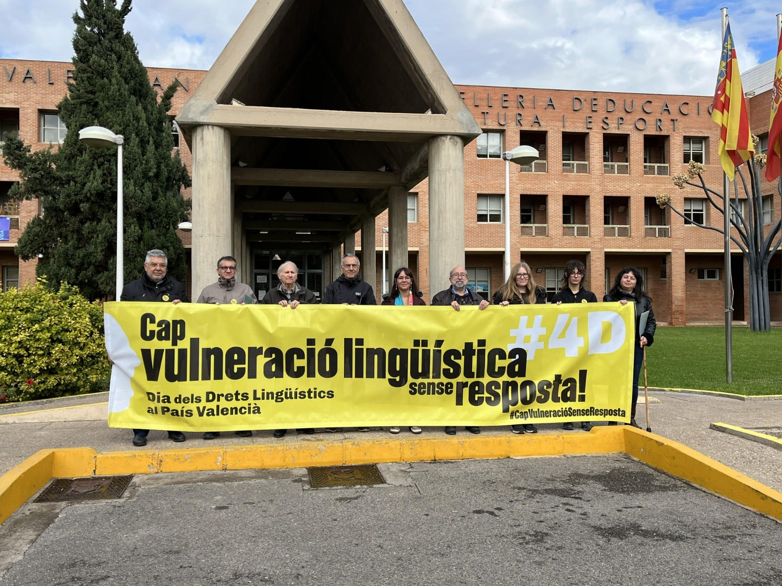 Escola Valenciana alerta que les vulneracions lingüístiques s’han incrementat un 20% aquest 2022