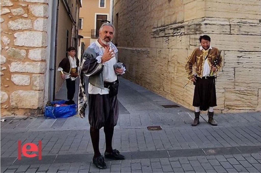 Pego ofereix la ruta teatralitzada «La volta al món en 80 contes»