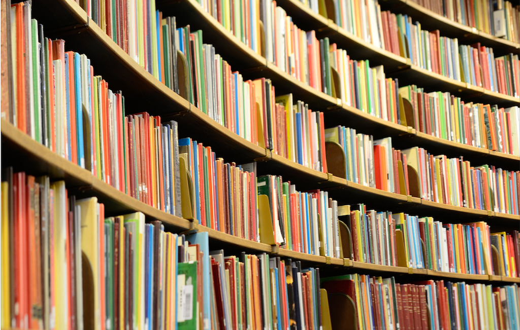 La Casa d’Enric Valor, periodisme d’investigació, lectures fusterianes i molt més, a La Veu dels Llibres 