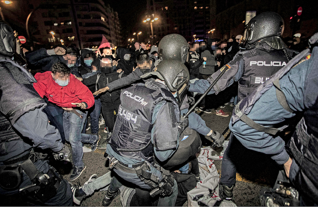 En febrer de 2021, va participar de forma activa en el grup de manifestants que espentava el cordó policial per a obrir el pas en una mobilització contra l’empresonament de Pablo Hasél |La Directa