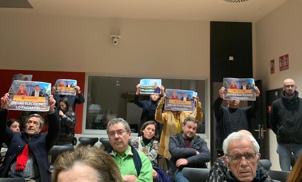 L’extrema dreta prova de boicotejar la presentació del llibre de Mulet a Castelló de la Plana