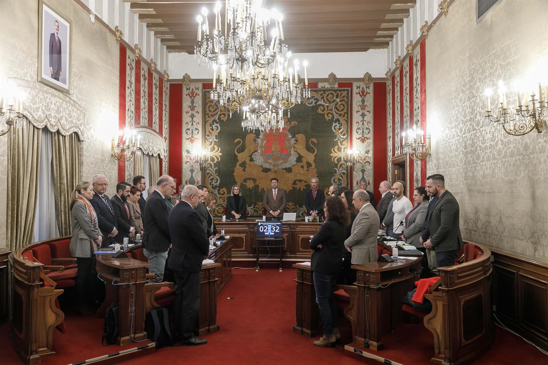 Ple de l'Ajuntament d'Alacant