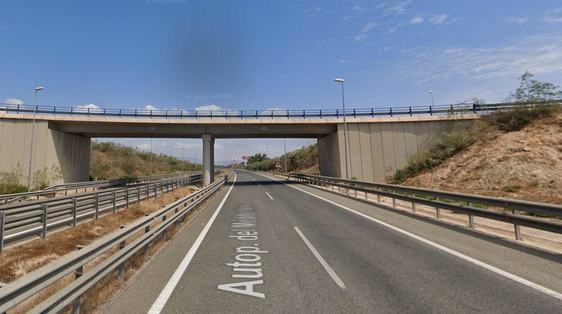 Una dona morta i cinc ferits en un accident a l’AP7 a l’alçada d’Algorfa