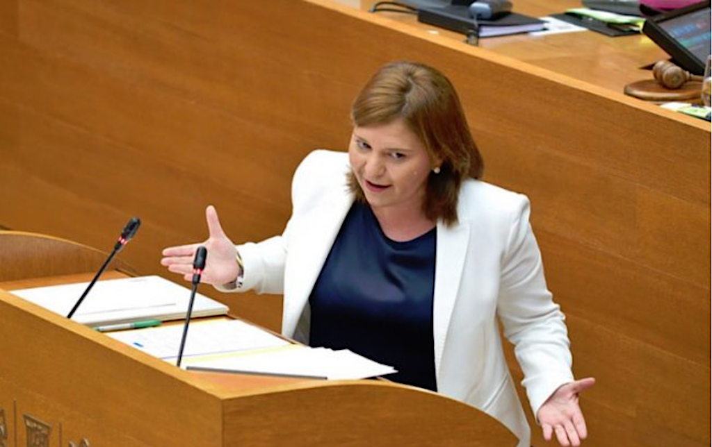 Fa 10 anys, a DLV: «EU demana la compareixença de la consellera Bonig per les “irregularitats” en Vaersa»