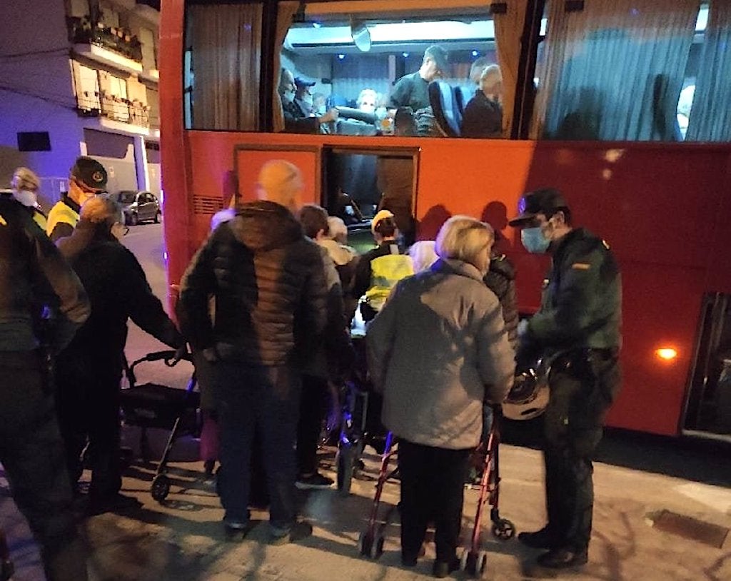 Els 73 usuaris de la residència de Montant, traslladats a Borriana i altres centres