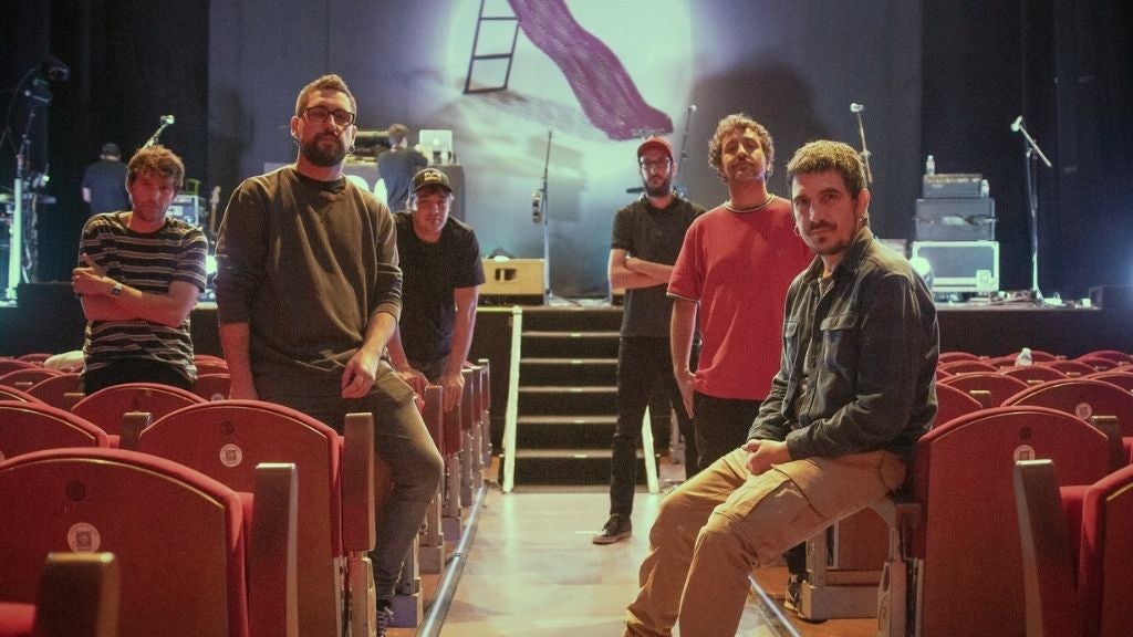 Tal dia com hui del 2017 Zoo va publicar el disc «Raval»