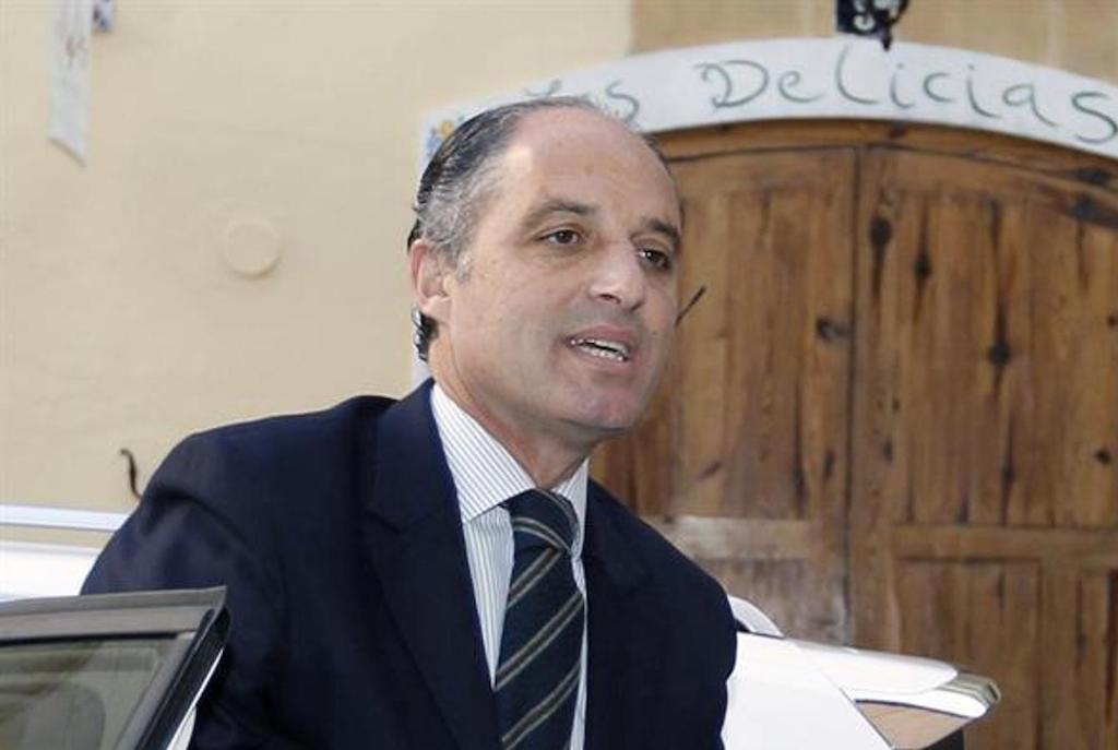 Fa 10 anys, a DLV: «Telèfon directe del Consell amb Canal 9»