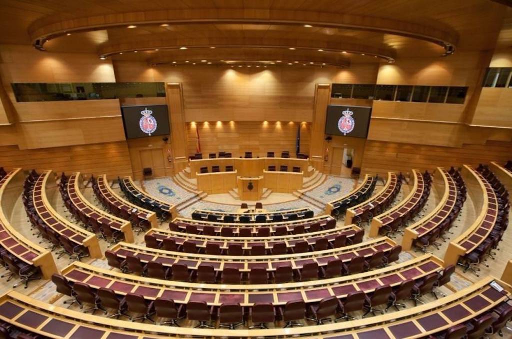 Fa 10 anys, a DLV: «El Senat rebutja ampliar la pluralitat lingüística a l’estat espanyol»