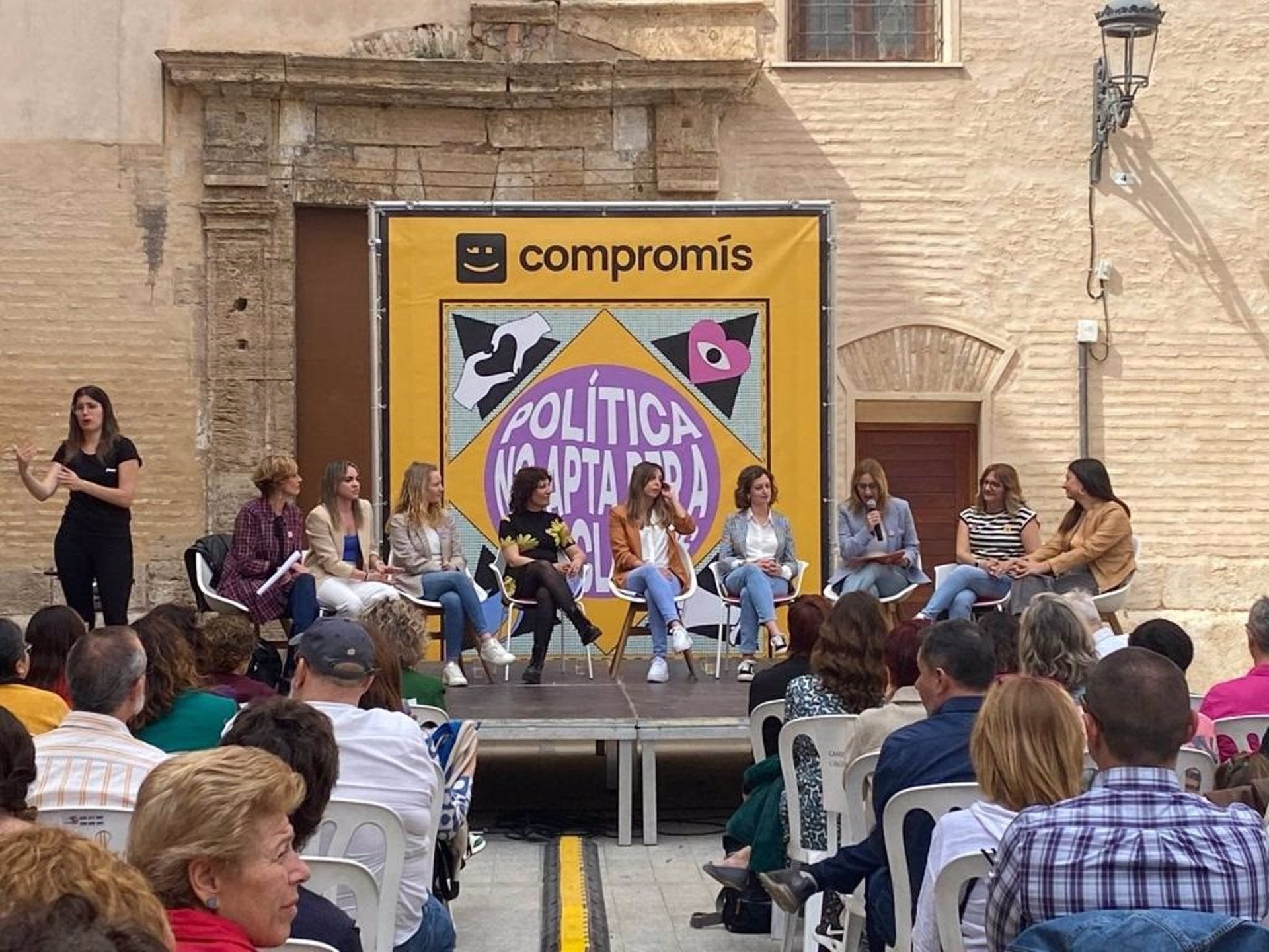 Compromís aposta per un feminisme «transversal» i que «escolte la pluralitat»