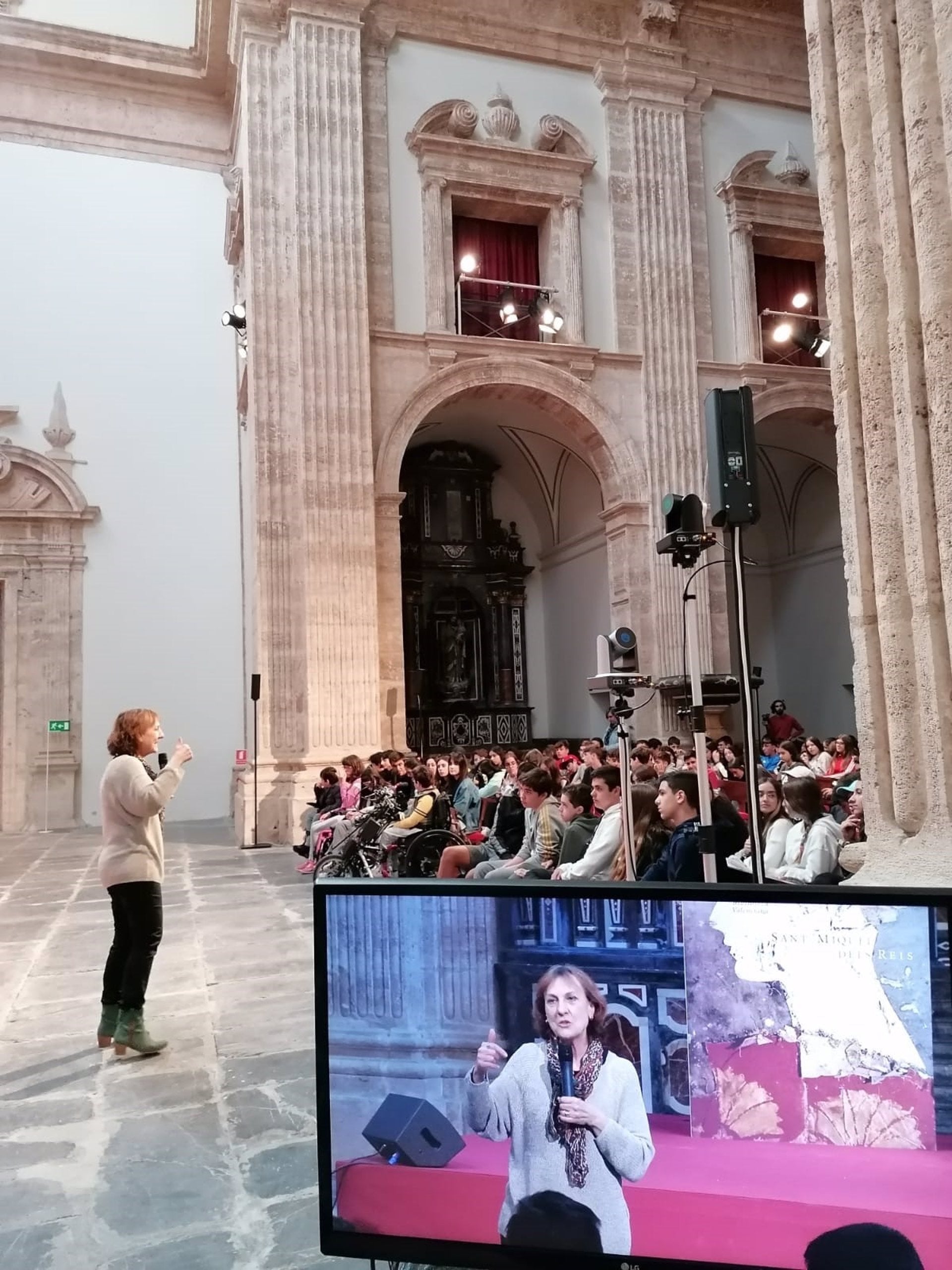 Gràcia Jiménez: «Llegir ha de ser un acte de plaer, i si no ho és alguna cosa s’ha fet malament»