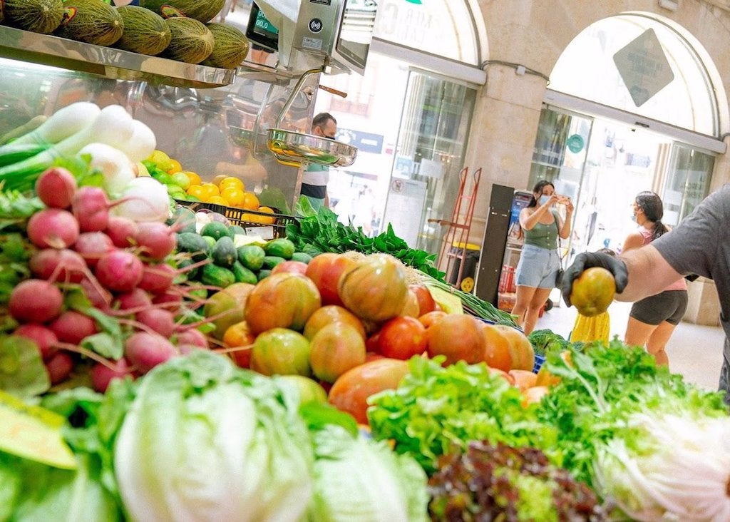 El 14% de les llars valencianes pateix greus dificultats econòmiques, segons l’OCU