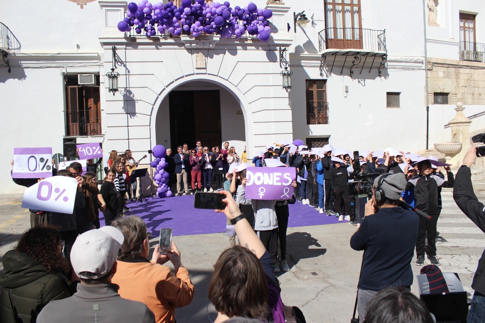 Paula Bonet, Montserrat Boix i Octavio Salazar participen en la IV Escola Feminista d’Ontinyent