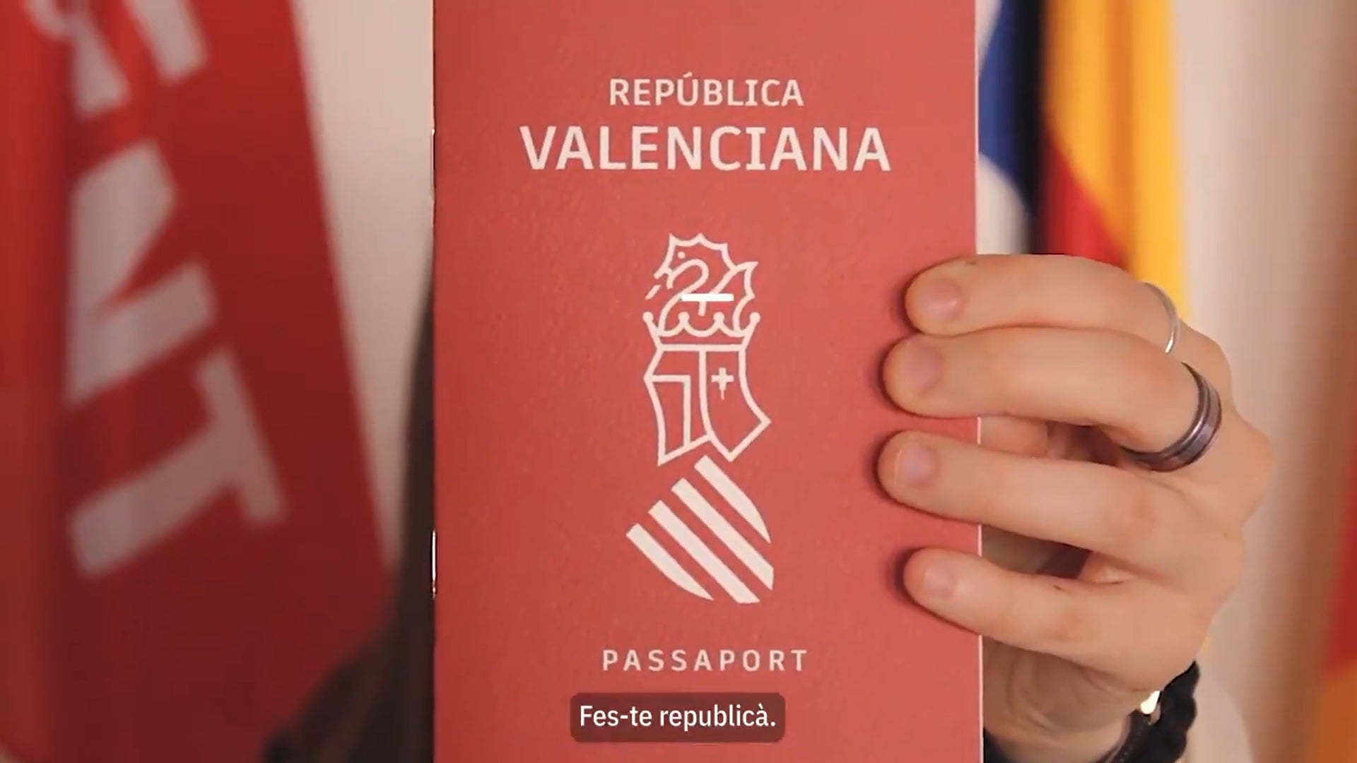 Esquerra Republicana posa en marxa el passaport de la República Valenciana
