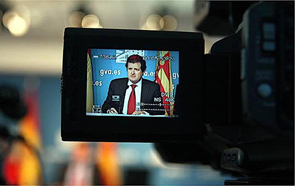 Fa 10 anys, a DLV: «TV3 es deixarà de veure si usa País Valencià»