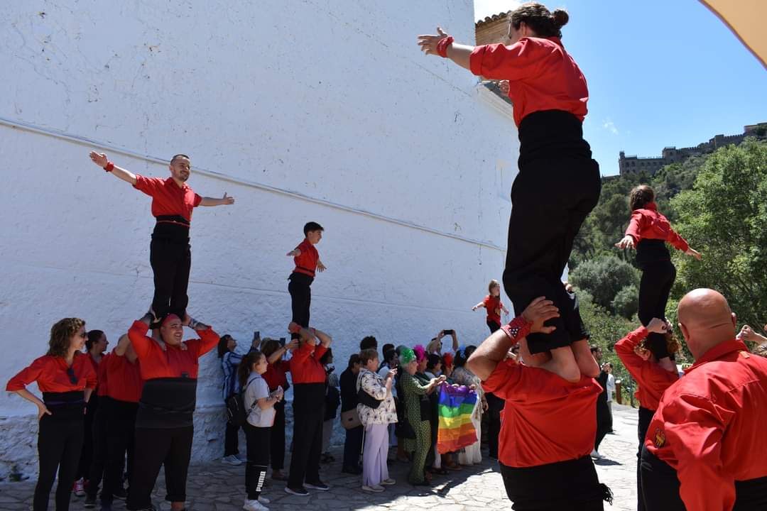 La V Trobada de Muixerangues Ciutat de Xàtiva se celebra aquest diumenge
