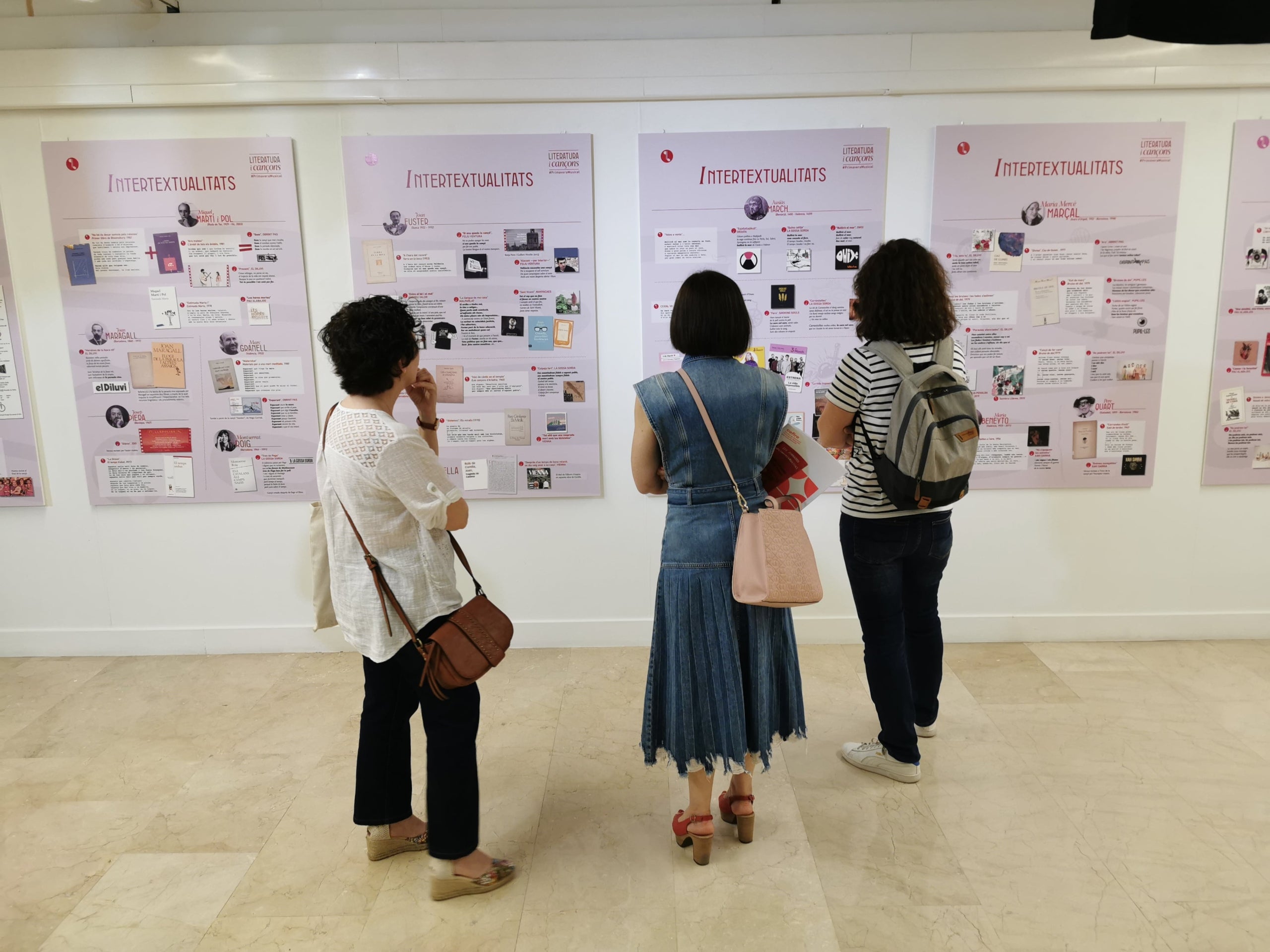 Música i literatura en valencià es fonen a la Universitat d’Alacant