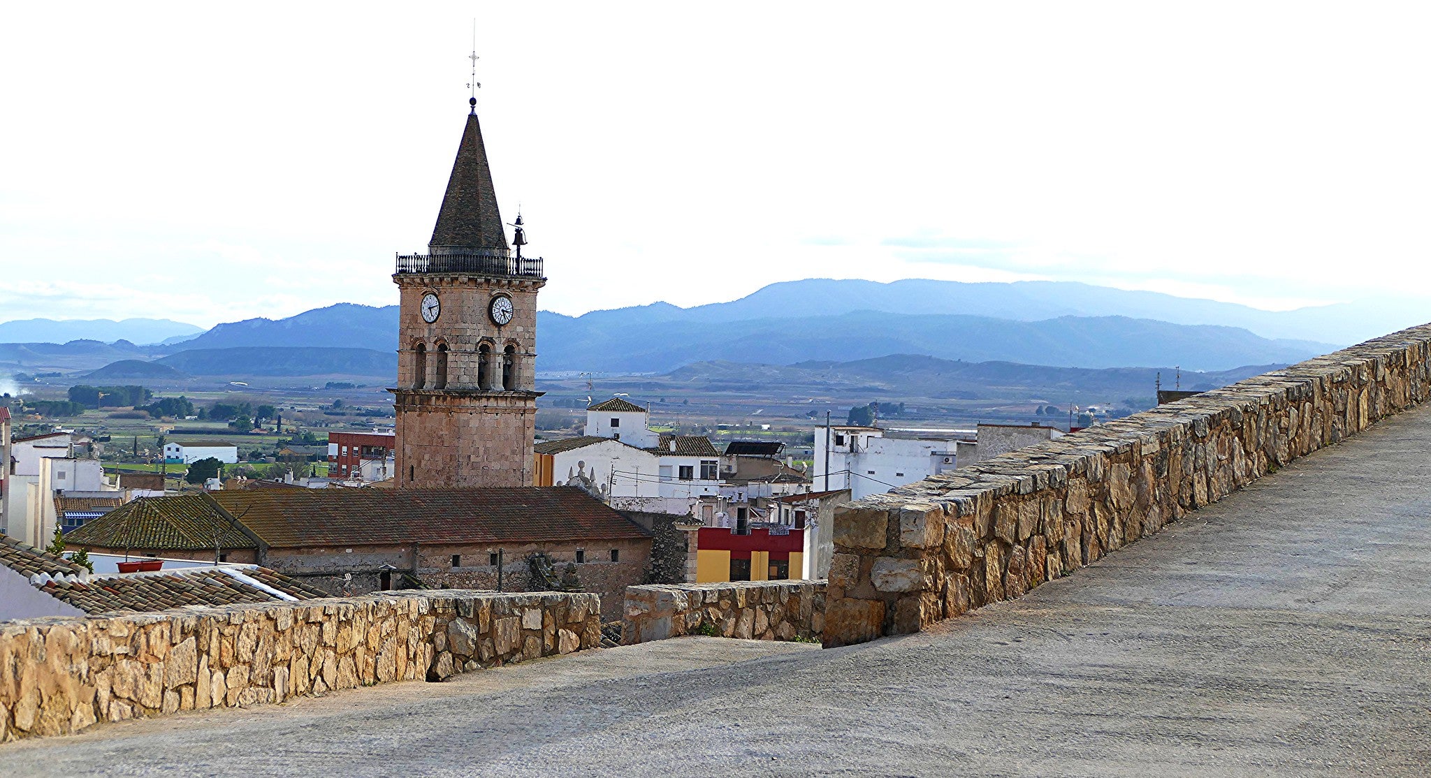 Castell de l'Atalaia, a Villena (Alt Vinalopó)