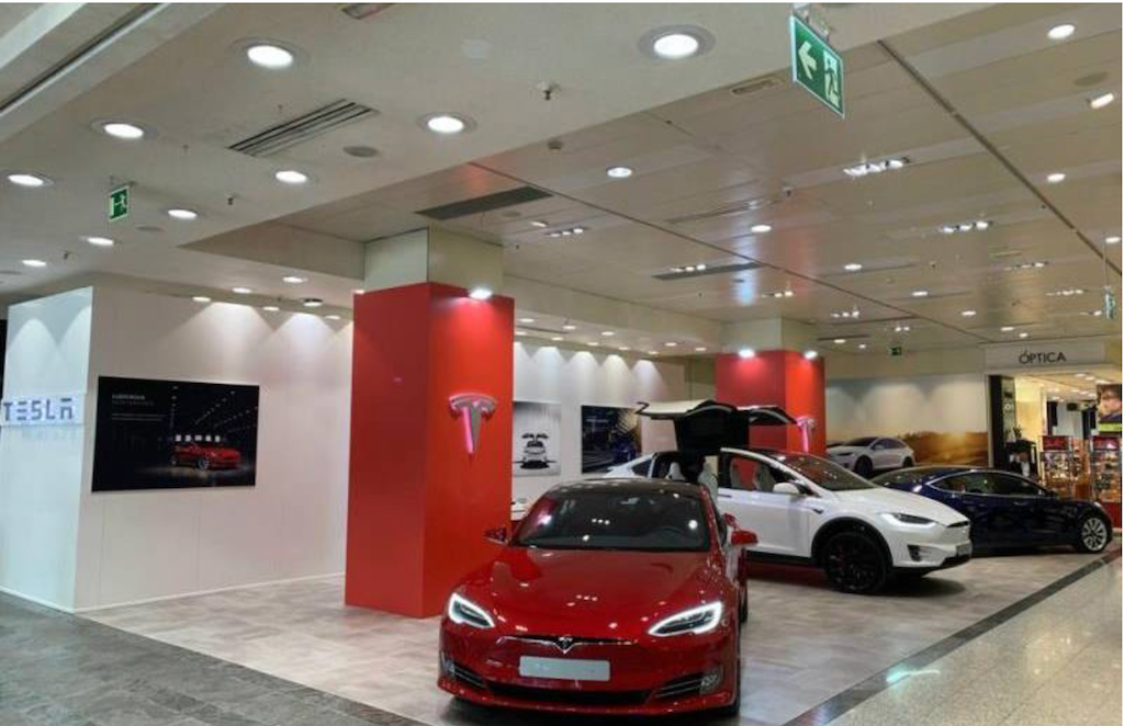 Tesla negocia una gran inversió a l’àrea metropolitana de València