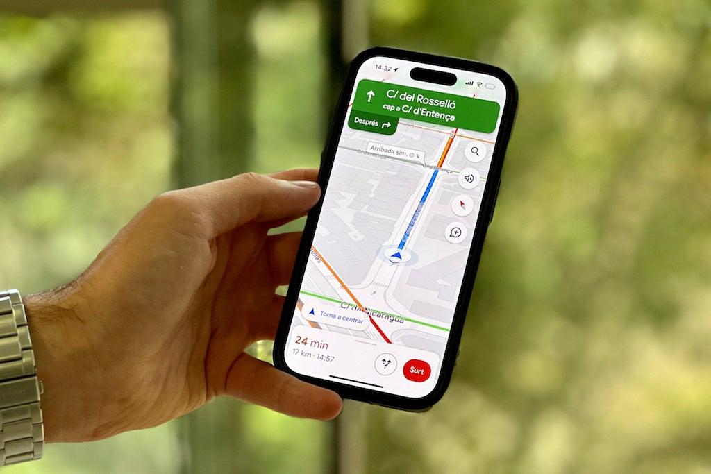 Les indicacions de veu en català a Google Maps ja estan plenament disponibles