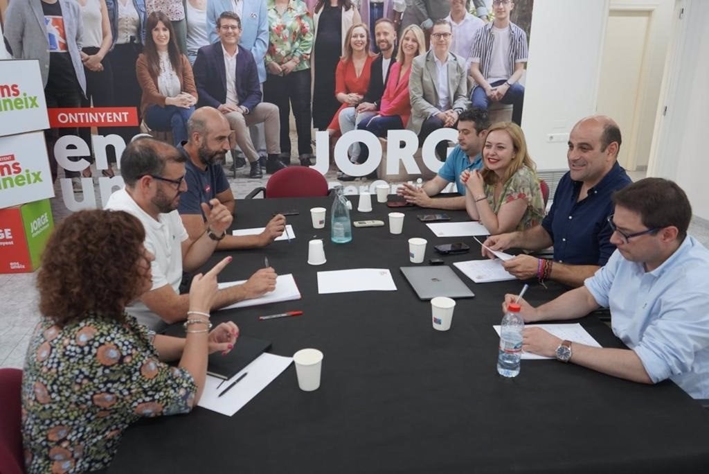 Les negociacions per a assolir un acord de govern a la Diputació de València continuen obertes