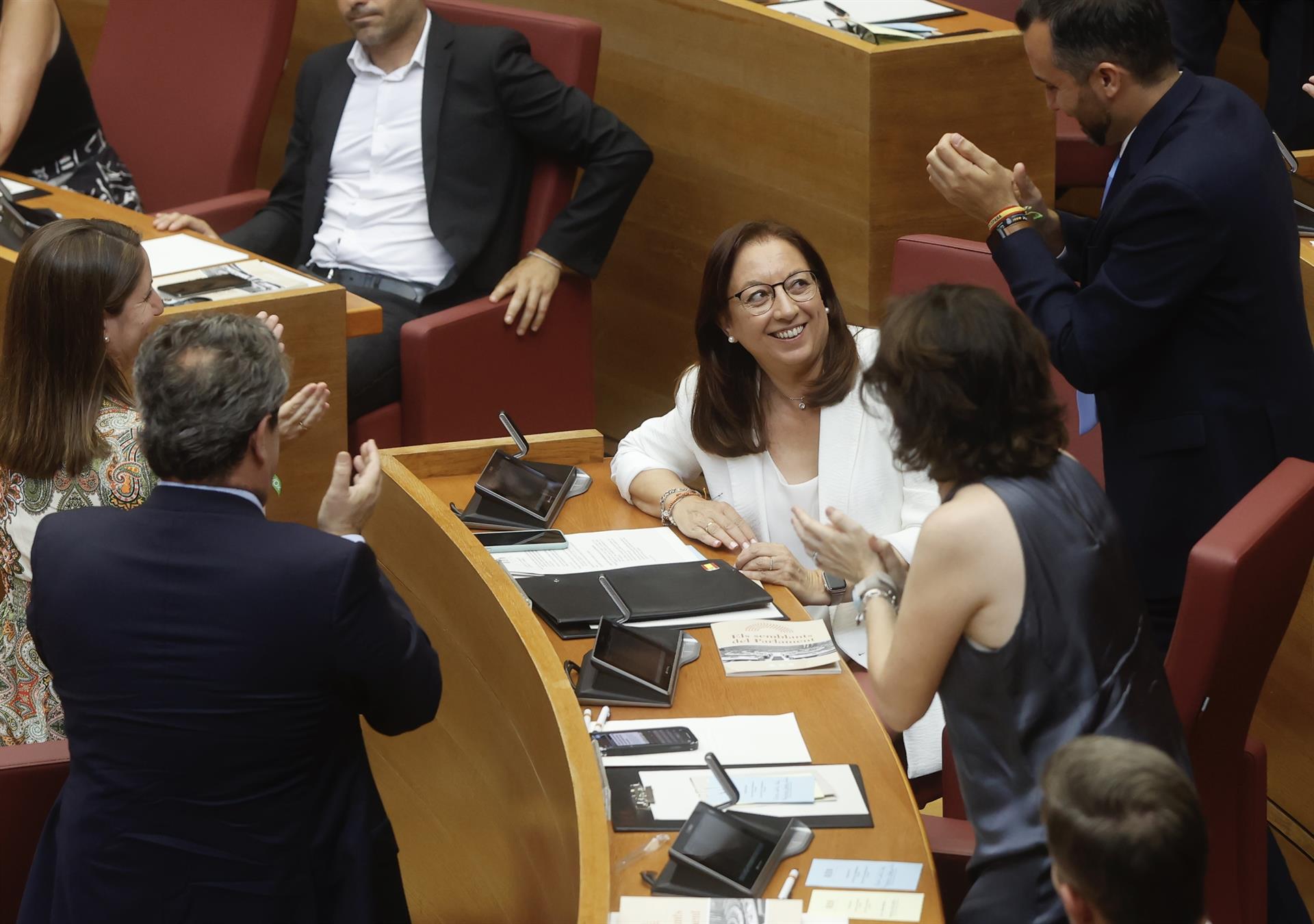 Llanos Massó, nova presidenta de Les Corts