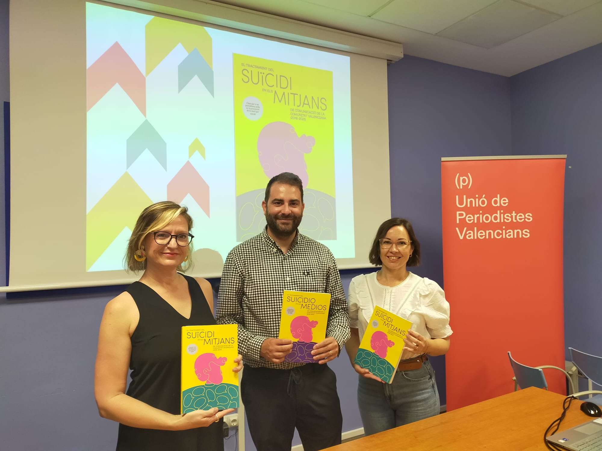 La Unió de Periodistes presenta l’informe «El tractament del suïcidi als mitjans de comunicació» del País Valencià
