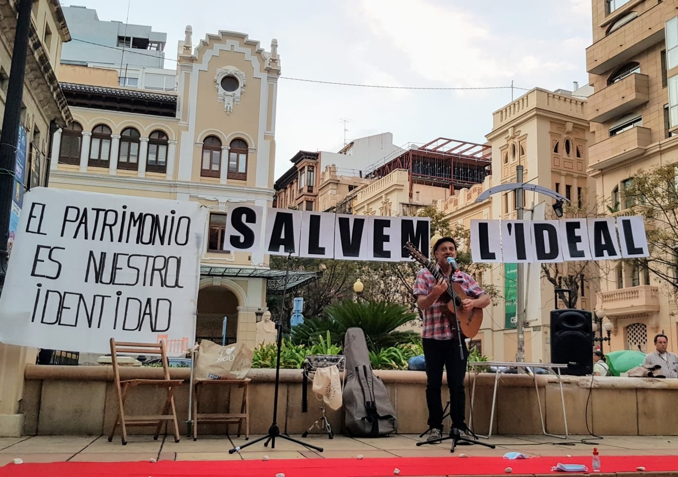 Els cinc projectes d’hotel en l’Ideal d’Alacant preveuen la demolició de l’interior protegit i l’alteració de les façanes