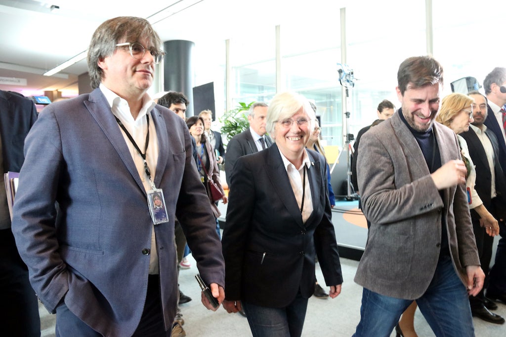 Carles Puigdemont, Clara Ponsatí i Toni Comín al Parlament Europeu| Nazaret Romero | ACN