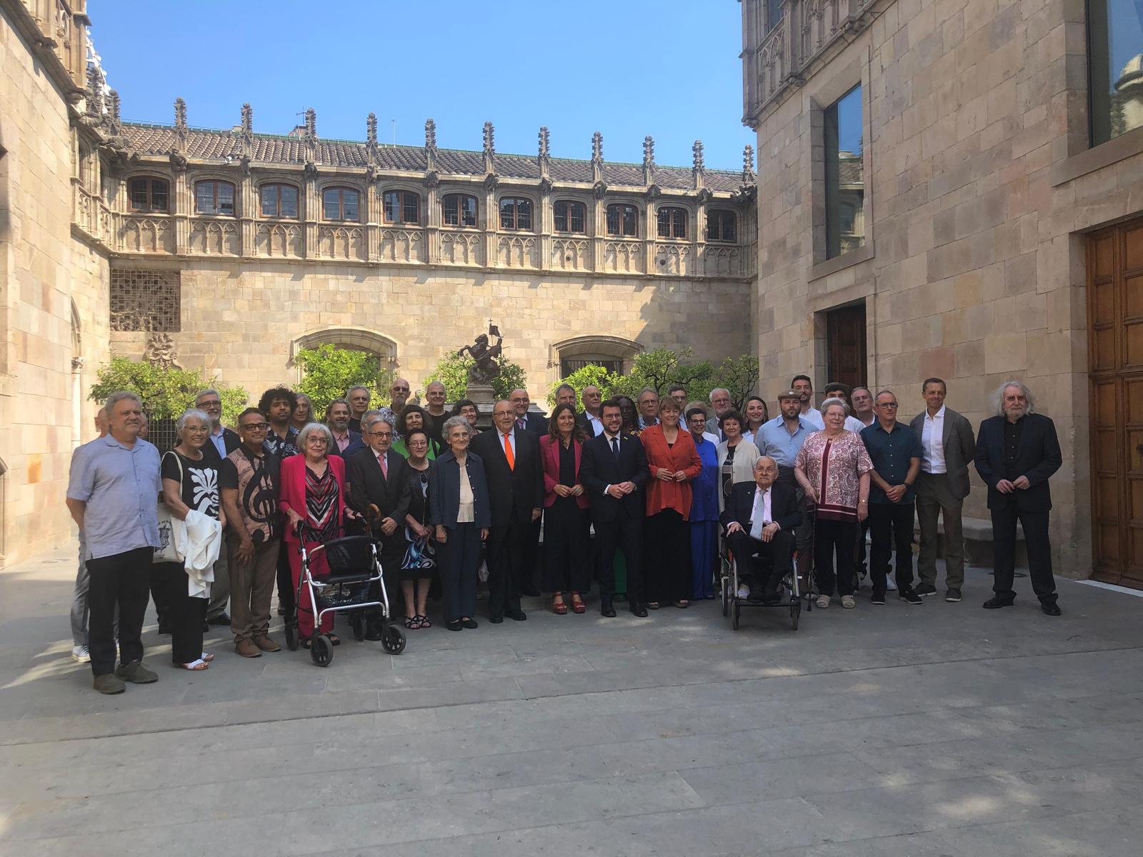 Antoni Miró rep la Creu de Sant Jordi «per la seua trajectòria artística compromesa i innovadora»