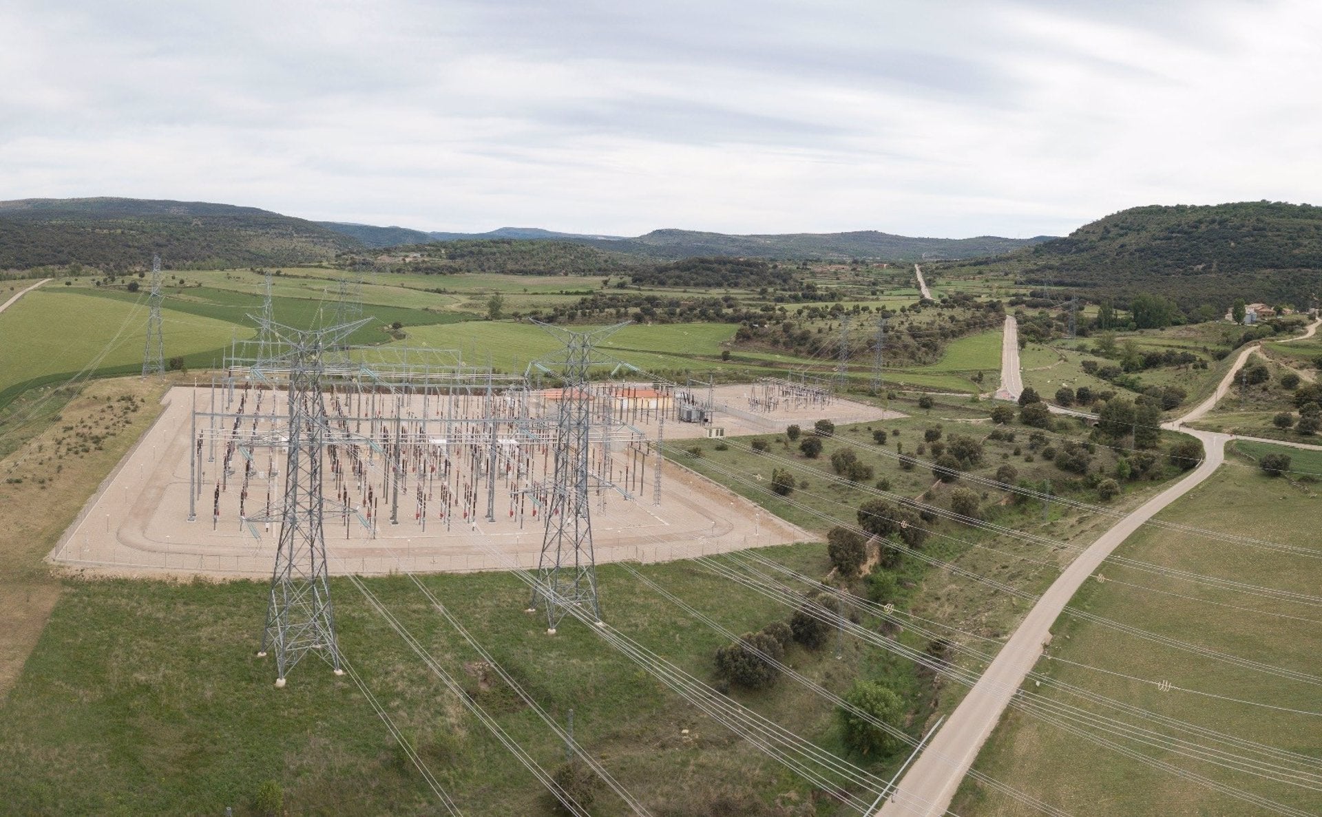 Morella, Cinctorres i Portell presenten al·legacions contra la línia de Molt Alta Tensió