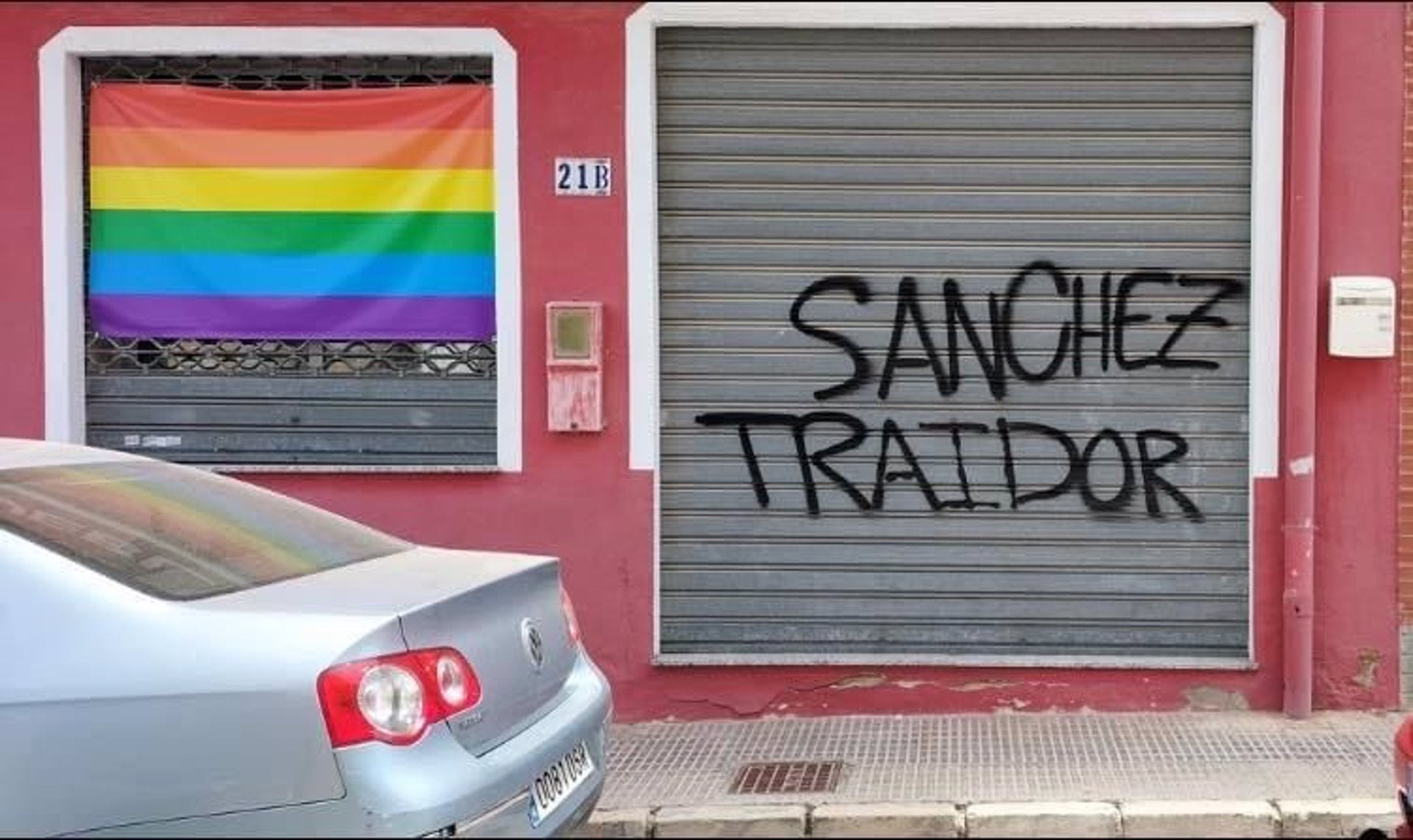 Ataquen dues seus del PSPV al Baix Segura