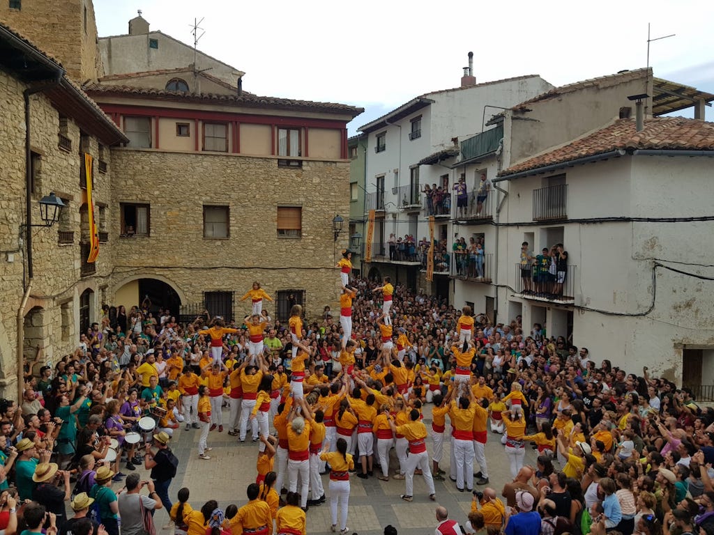 La Conlloga Muixeranga de Castelló de la Plana a l'Aplec dels Ports celebrat a Portell