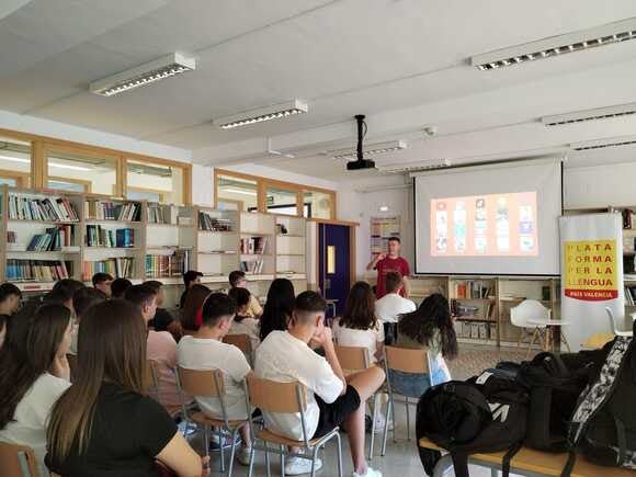 Taller de Twitch en un institut valencià