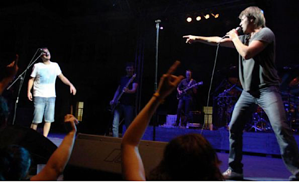 Tal dia com hui del 2012 Lax’n’Busto i Mugroman van actuar a Xixona