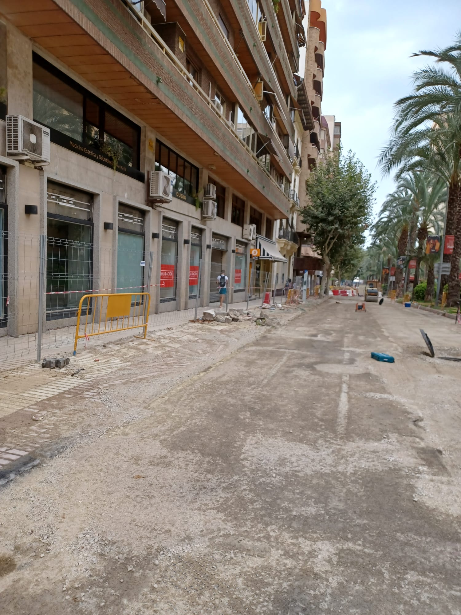 Avinguda del Doctor Gadea, al centre d'Alacant, en obres