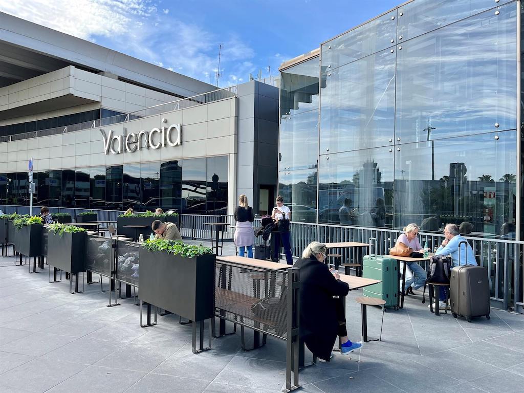 L’L‘Aeroport de València supera el milió de passatgers mensuals per primera vegada 