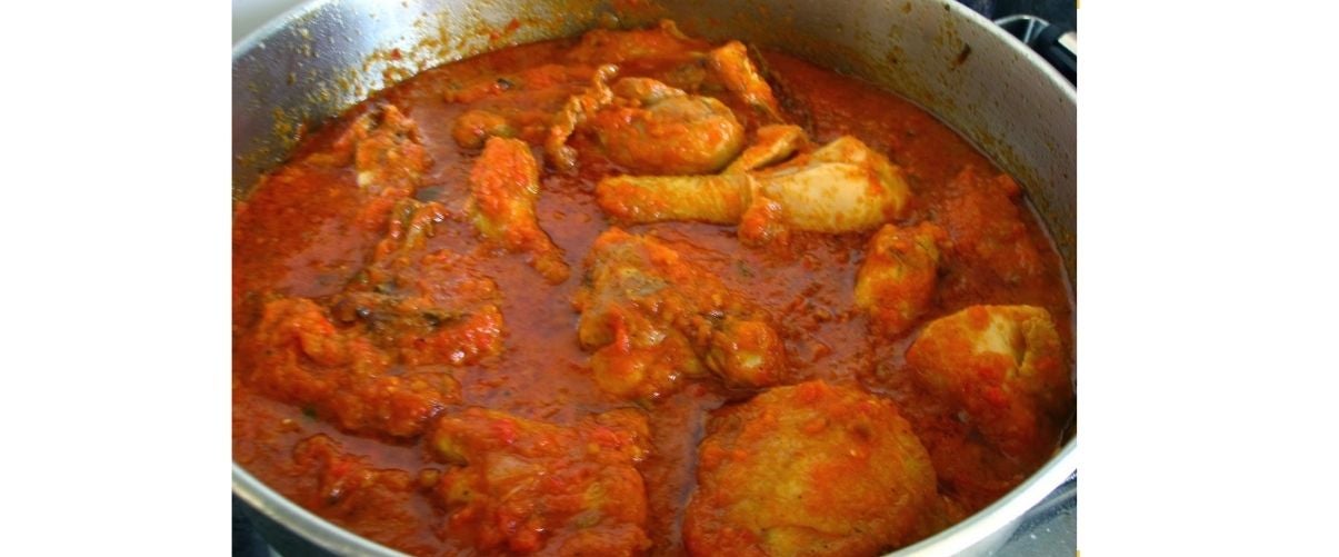 La gallina amb tomaca
