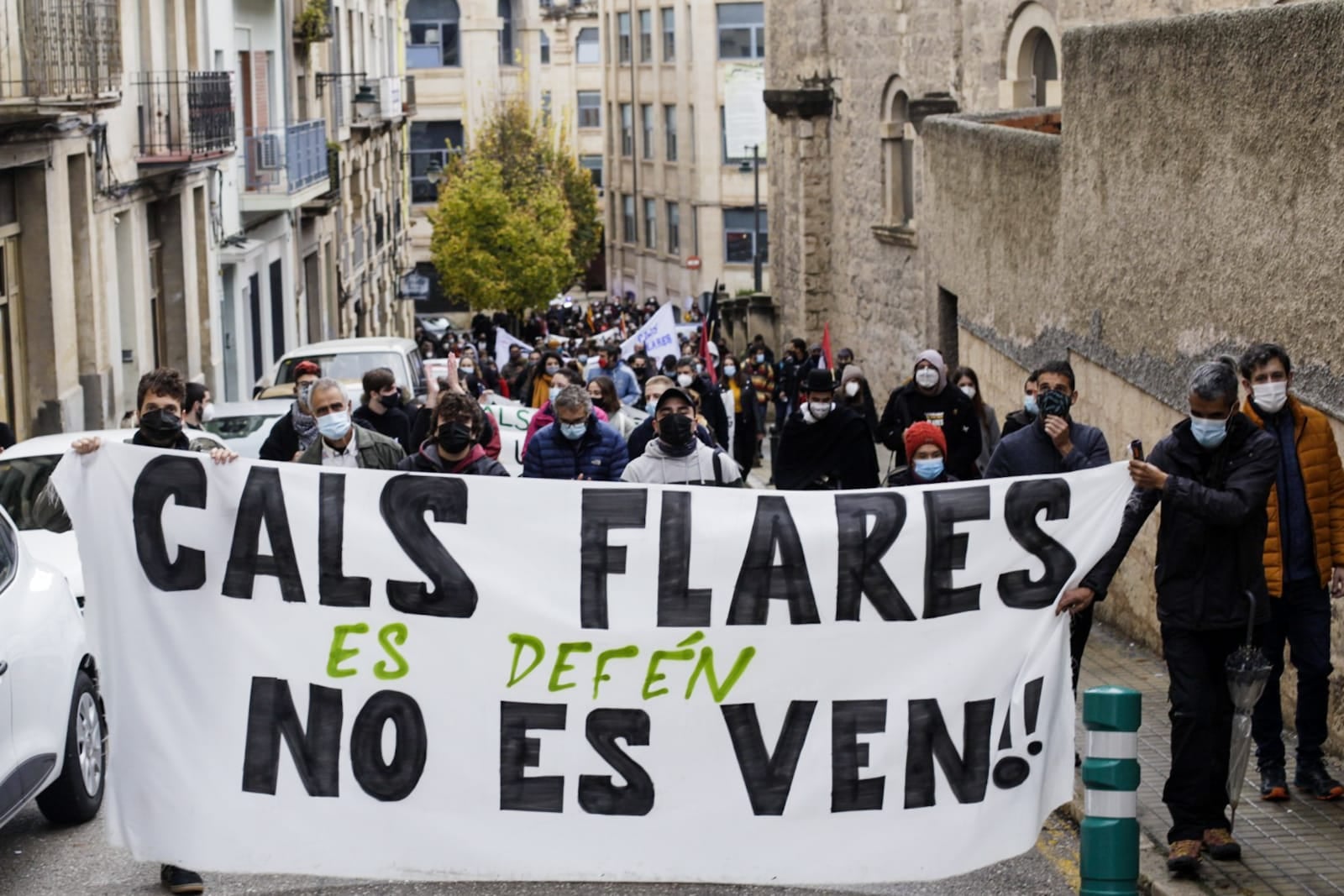 El centre social Cals Flares d’Alcoi es defensa del desallotjament