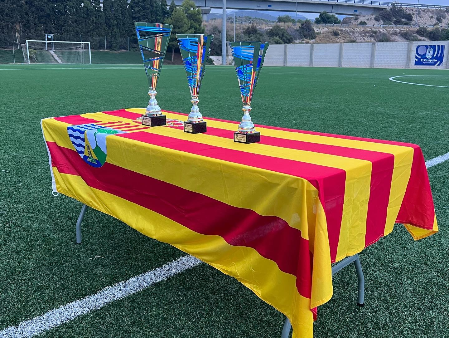 Trofeus a l'estadi del Vincle, del Club Deportivo El Campello