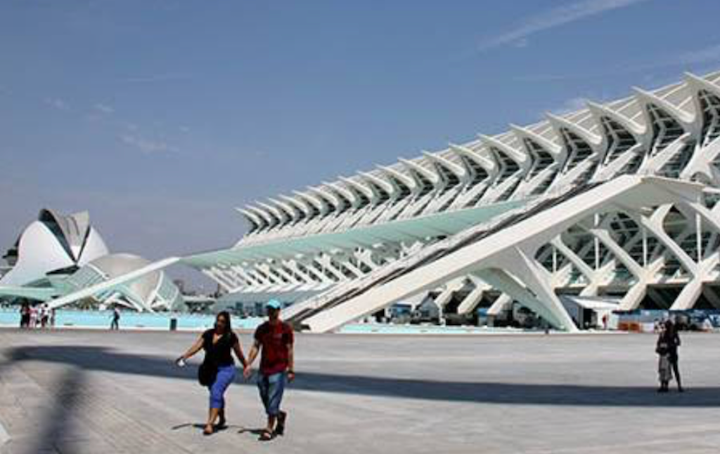 Fa 10 anys, a DLV: «L’oposició critica gastar 1.200 milions a la Ciutat de les Arts i ara privatitzar-la»